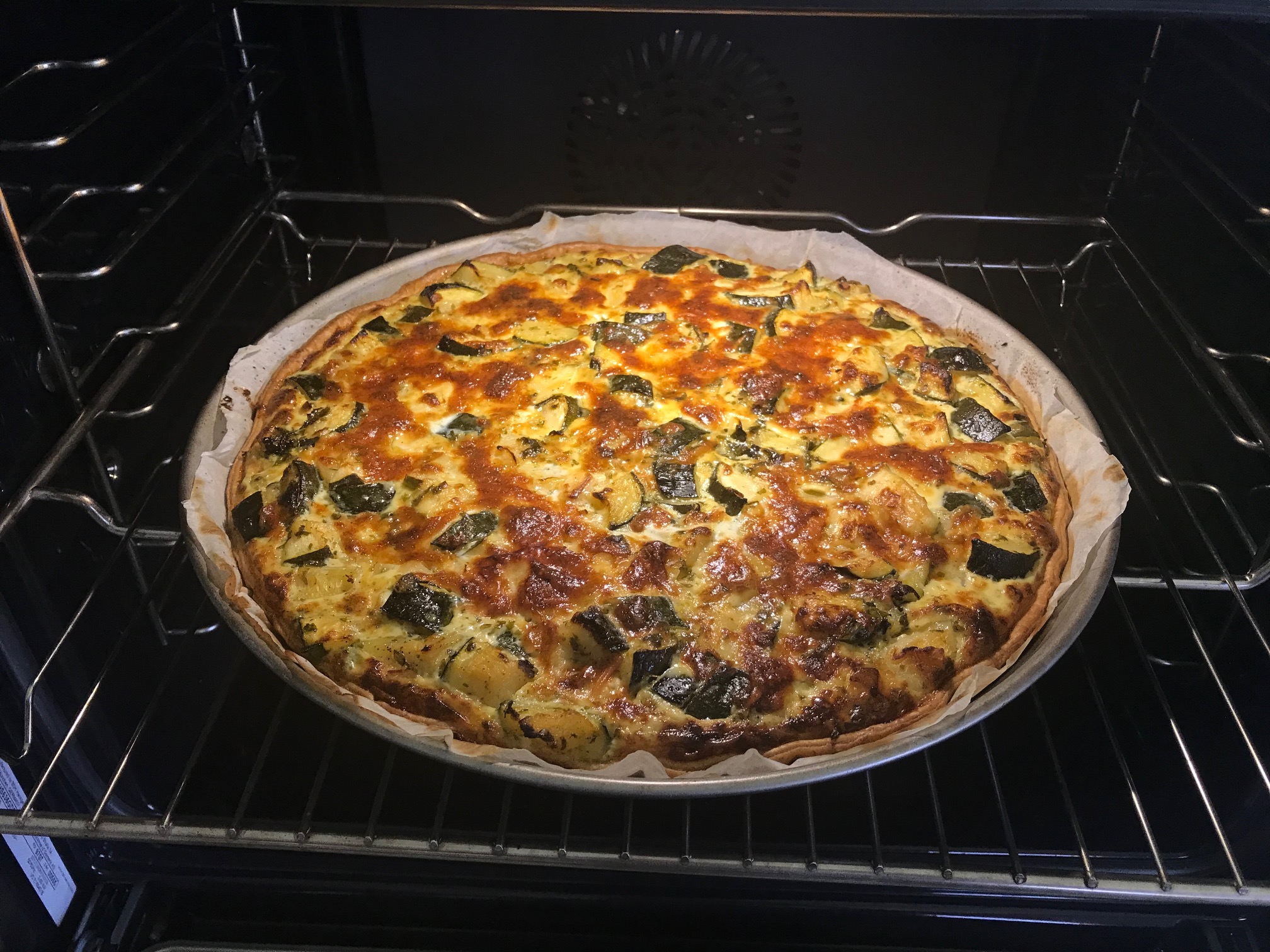 Zuchetti-Wähe mit Minze